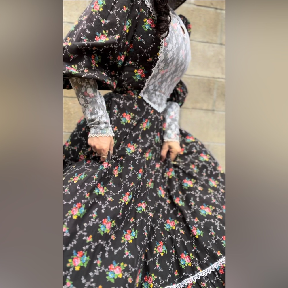 Handmade 1970’s Vintage Black Calico Maxi Dress
